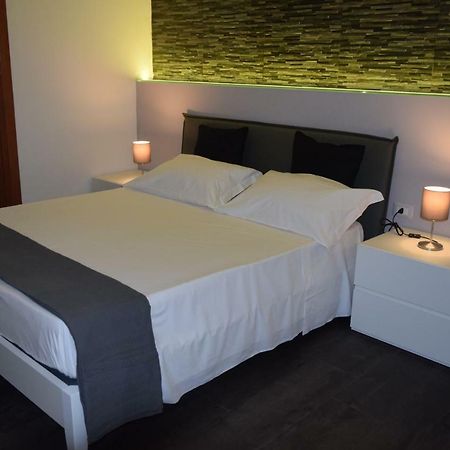 Appartamento I Puritani On The Beach Giardini Naxos Ngoại thất bức ảnh